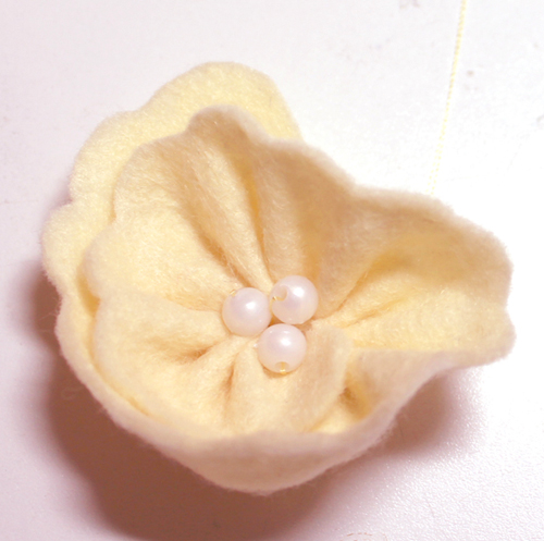 Felt Flower Tutorial 9